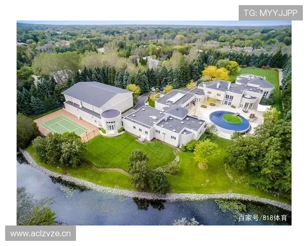 乔丹·汤普森又买新豪宅了？普通人这工资根本想象不到