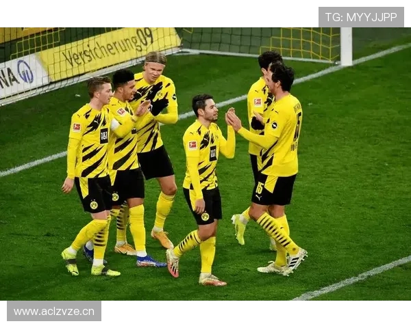 多特蒙德战术失衡与更衣室动荡，争冠形势受挫或成重建契机